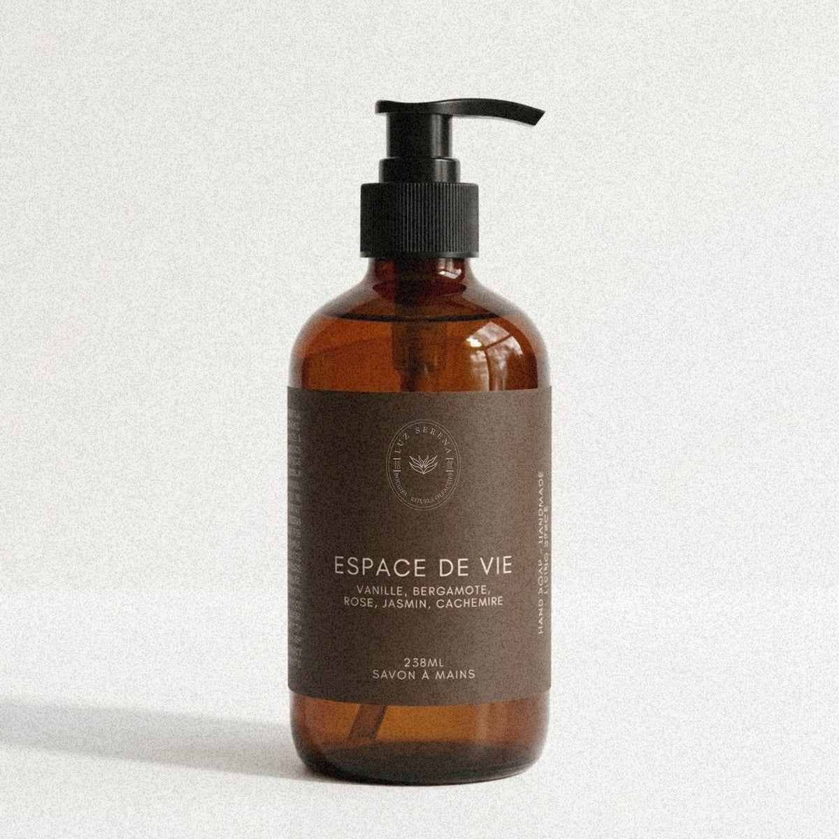 SAVON À MAINS LIQUIDE: ESPACE DE VIE